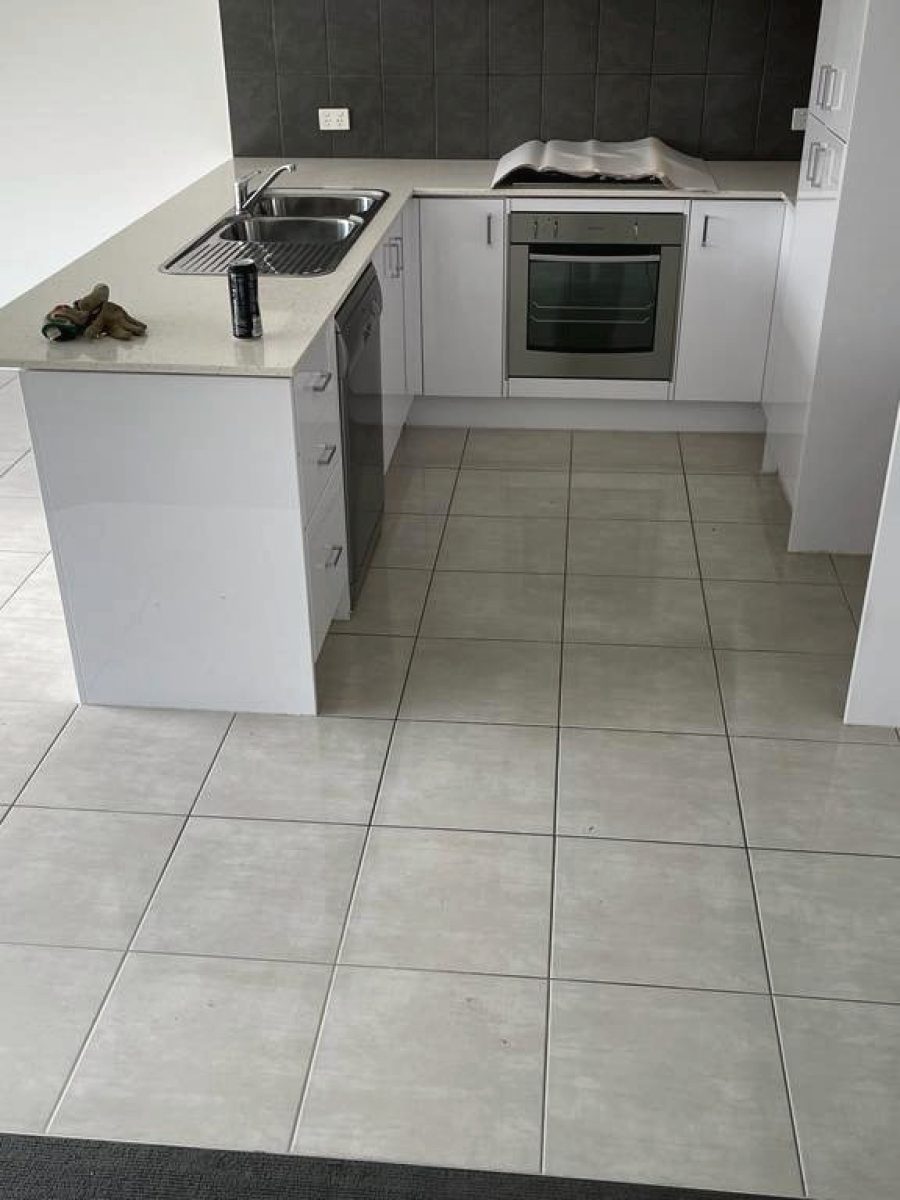 Kitchen before strip-out